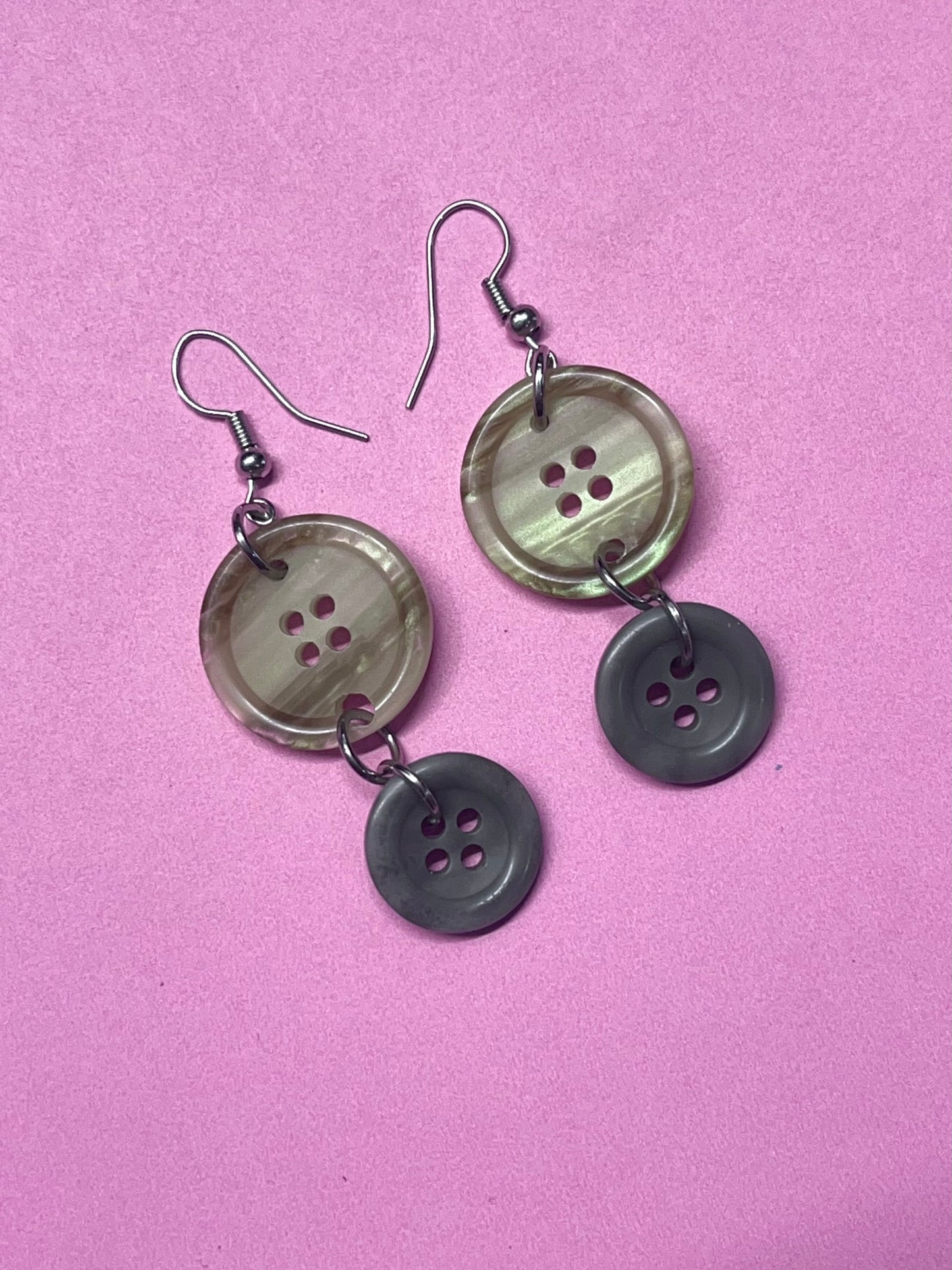 Boucles d’oreilles boutons sur-recyclés #002🪡♻️