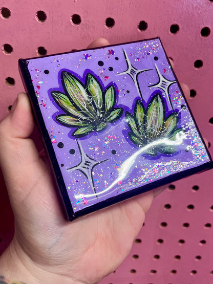 Toile aimantée cannabis 4x4 po. #002🍃🧲💜