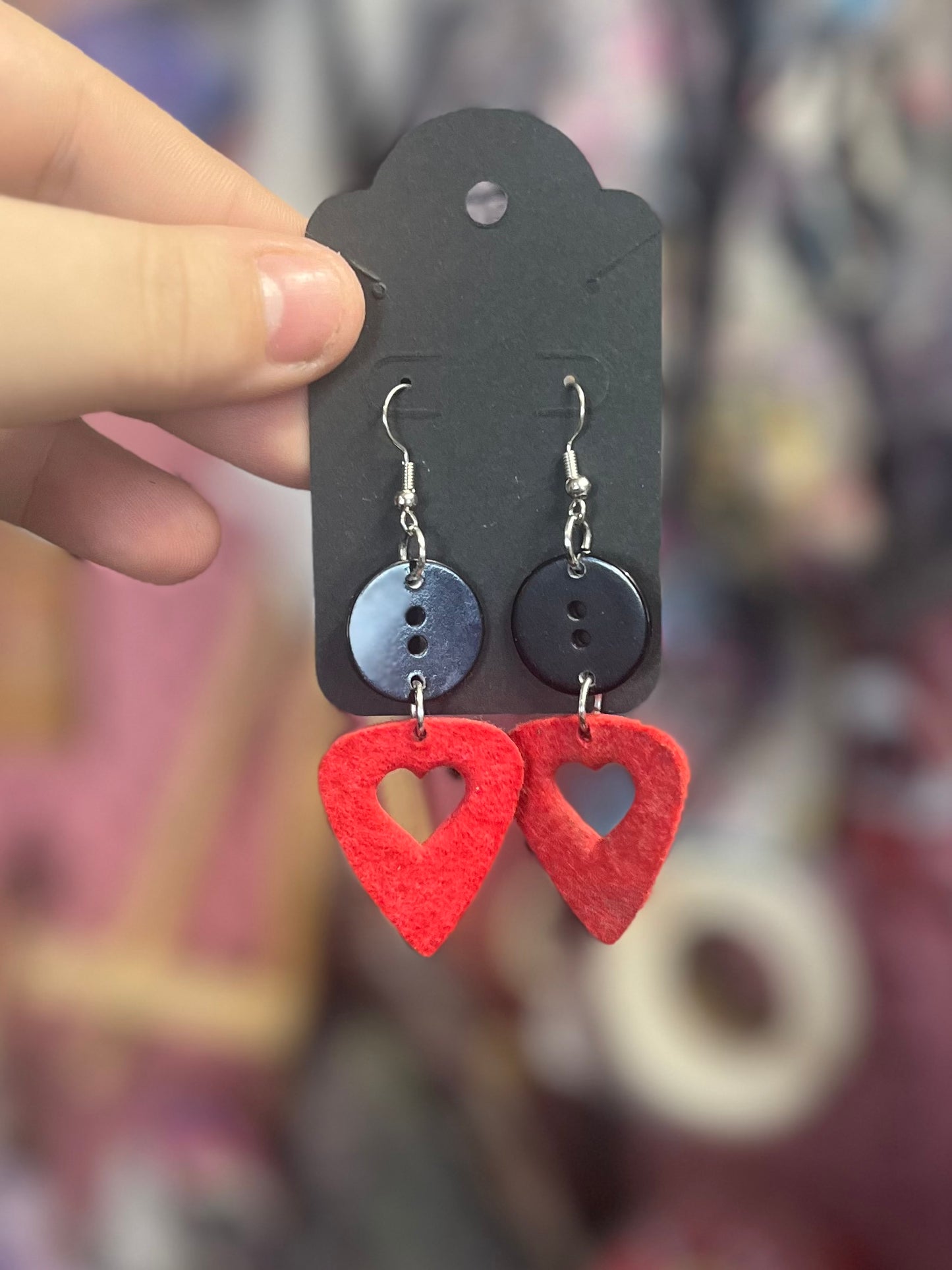 Boucles d’oreilles sur-recyclées picks guitares♻️💜