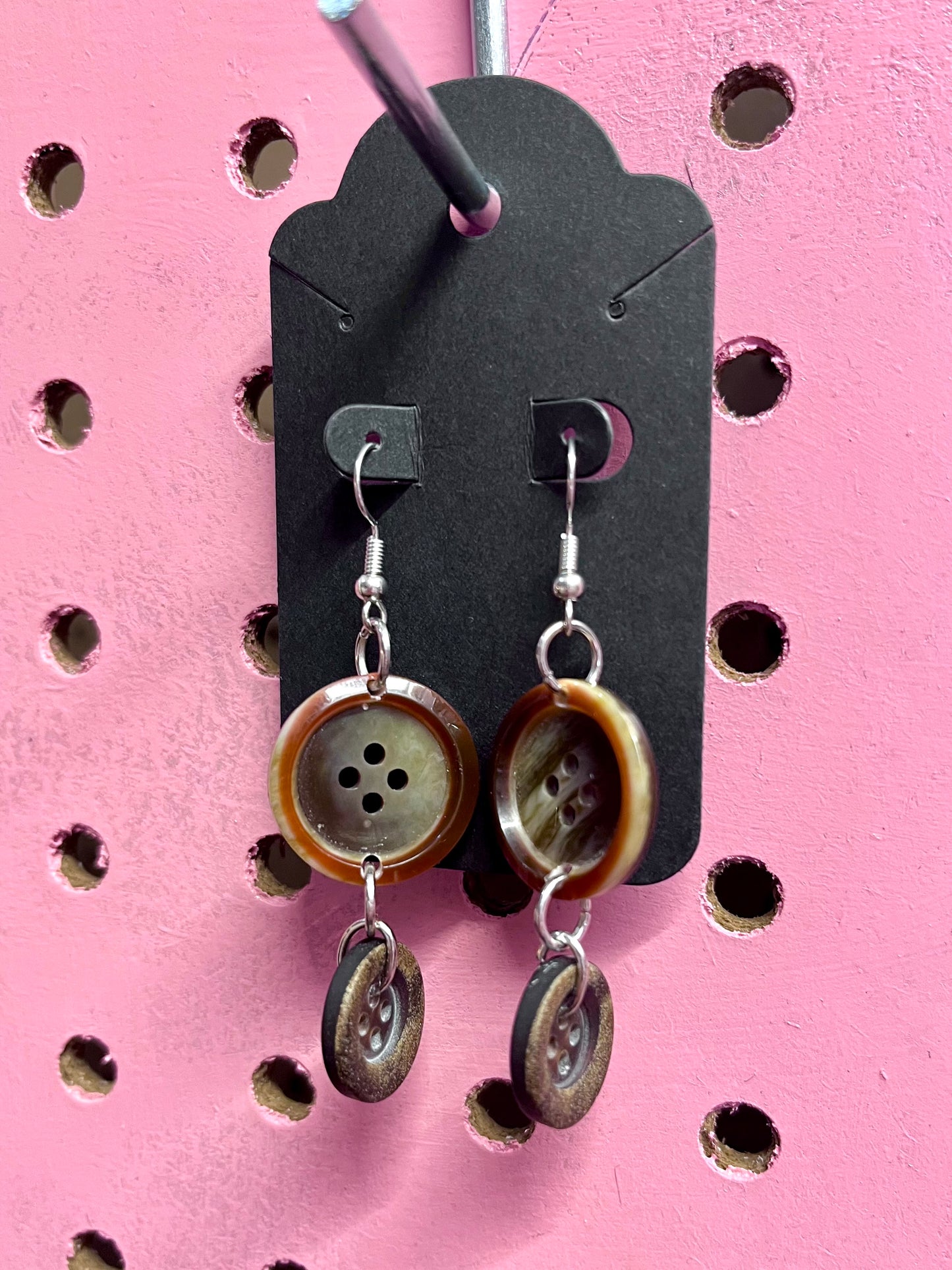 Boucles d’oreilles boutons sur-recyclés #006🪡♻️
