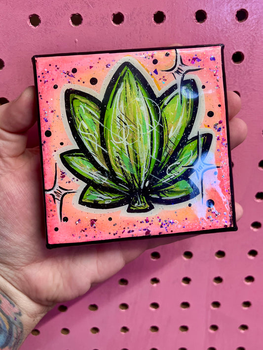 Toile aimantée cannabis 4x4 po. #001🍃🧲💗