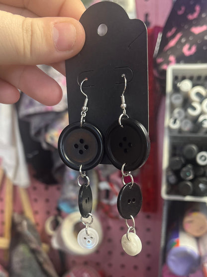 Boucles d’oreilles boutons sur-recyclés #009🪡♻️